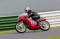 Vintage-motorcycle-club;eventdigitalimages;mallory-park;mallory-park-trackday-photographs;no-limits-trackdays;peter-wileman-photography;trackday-digital-images;trackday-photos;vmcc-festival-1000-bikes-photographs